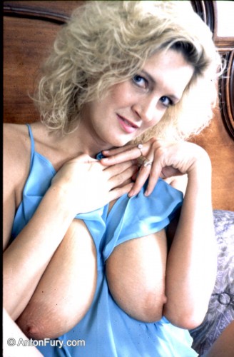 Samantha Samantha - Anton Fury